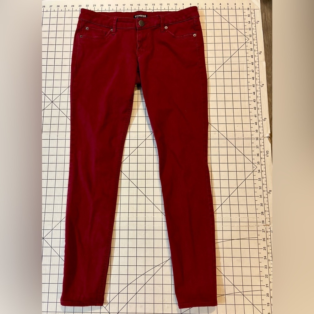 Express Women’s Size 8‎ Red Jeans